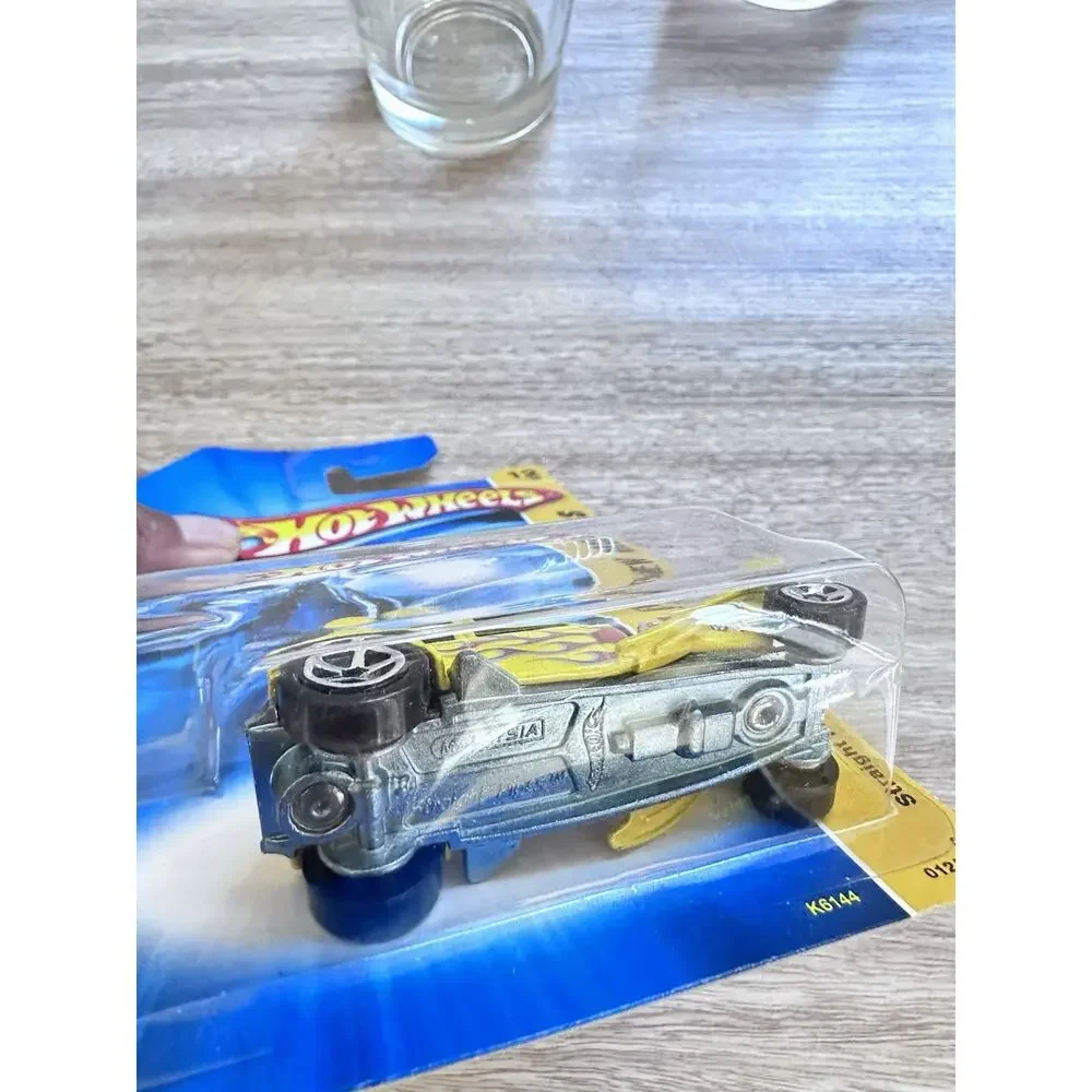 Hot Wheels yellow straight